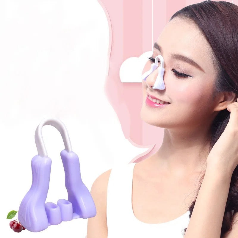 Magischer Nasenformer / Glow Nose Shaper